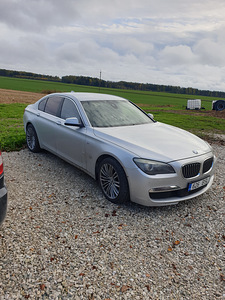 BMW 730 180kw (1 foto / 8)