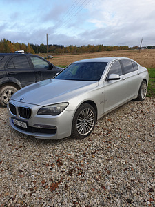 BMW 730 180kw (3 foto / 8)