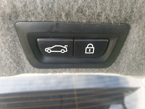 BMW 730 180kw 2010 (9 foto / 10)