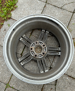 BMW 18" velg (2 foto / 2)