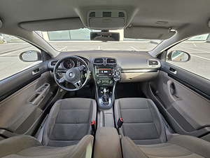 Volkswagen Golf (5 foto / 15)