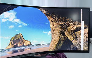 Монитор Samsung Odyssey G9 на запчасти (2 фото из 3)