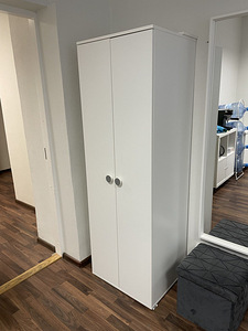 Шкаф Ikea (1 фото из 3)