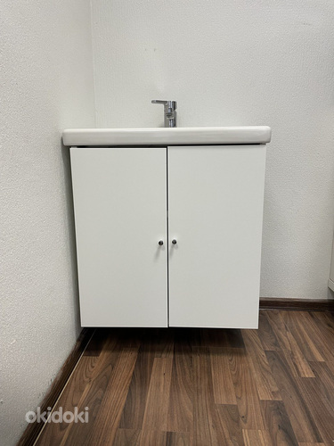 Раковина с шкафом и смесителем Ikea TVÄLLEN/ENHET (фото #2)