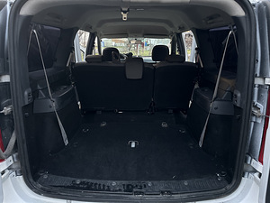 Dacia Logan 7 passager 1.6D (8 foto / 11)