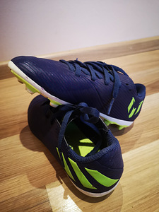 Adidas jalgpalli putsad 31,5 (2 foto / 2)