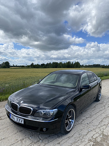 BMW 745D 220KW Facelift (1 foto / 14)
