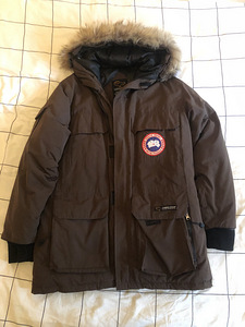 Canada Goose parka (1 foto / 7)