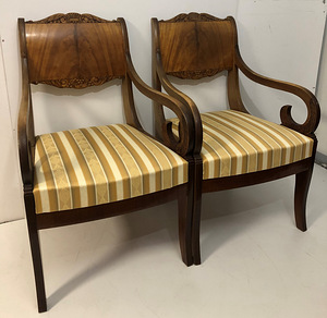2 biedermeier stiilis tugitooli (2 foto / 10)