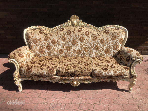 Большой диван-софа в стиле рококо (фото #3)