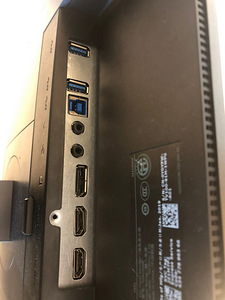 Dell gaming monitor (4 foto / 4)