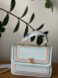 Louis vuitton, Chanel (2 фото из 7)
