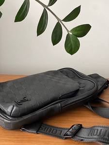 Louis vuitton, Chanel (6 фото из 7)