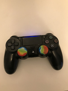 Ps4 (3 foto / 3)