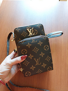Louis Vuittoni crossbody kott (4 foto / 6)