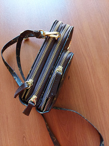 Louis Vuittoni crossbody kott (5 foto / 6)