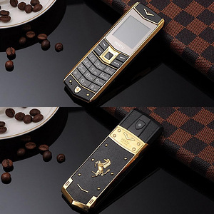 Vertu Luxury Black (1 foto / 2)