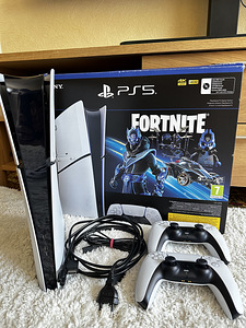 Sony Play Station 5 Slim 2 controllers (1 foto / 6)