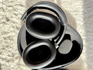 JBL Tour One M3 (4 фото из 6)