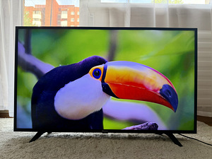 Телевизор Hisense 43” 4K UltraHD (1 фото из 8)