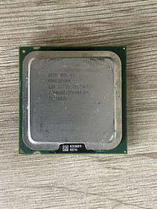 Intel pentium 4 630 sl7z9 (2 foto / 2)