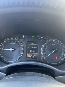 Skoda Octavia (6 foto / 7)