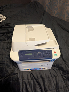 Многофункциональное устройство Xerox 3220 - принтер, сканер, (1 фото из 5)