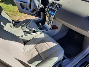 Volvo V50 1.6D 2008 (3 foto / 8)
