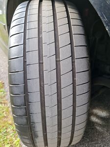 Goodyear Eagle F1 Asymmetric 6 225/45R17 91Y (5 foto / 10)