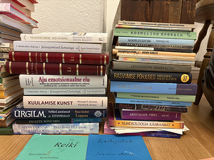 Valik esoteerika valdkonna raamatuid (3 foto / 4)