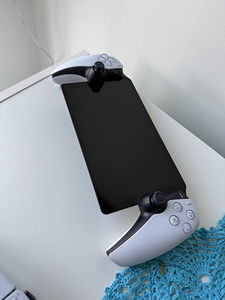 Sony PlayStation portal (3 foto / 4)