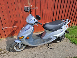 Kymco ZX Super Fever 2004 (1 foto / 4)