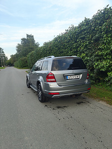 Mercedes GL 350 (2 foto / 14)