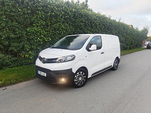 Toyota Proace (1 фото из 12)