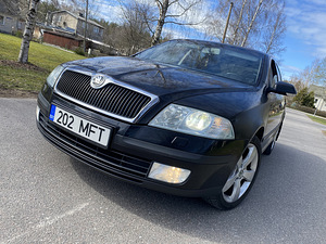 Skoda Oktavia (4 foto / 13)