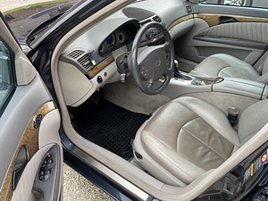 Mercedes Benz (7 foto / 10)