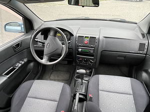 Hyundai Getz АВТОМАТ (6 фото из 8)