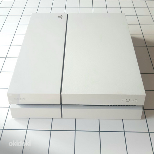PlayStation 4 White + контроллер, 5 игр, камера PS (фото #3)