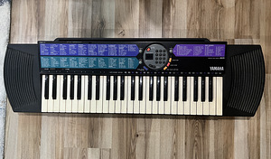 Süntesaator Yamaha PSR 77 2010.a (1 foto / 1)