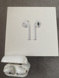 Airpods gen 1 (3 фото из 3)