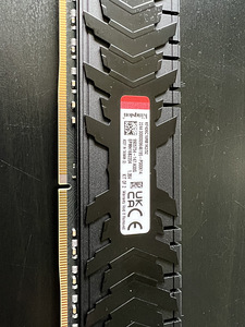 Kingston Fury Renegade 32GB 3600MT/s KF436C16RB1K2/32 (3 фото из 3)