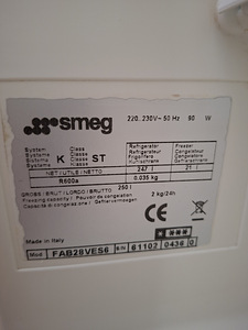 SMEG külmik sügavkülmik (9 foto / 10)