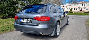 Audi A4 Quattro (8 фото из 8)