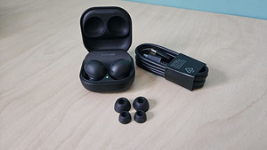 Samsung Galaxy Buds 2 Pro (2 foto / 4)