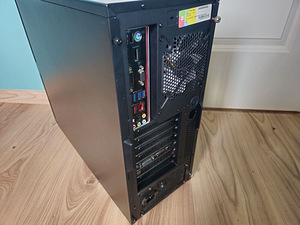 I7 6700/RX 570 4GB/16GB RAM/500GB SSD arvuti (5 foto / 9)