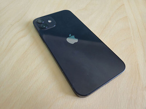 iPhone 12 Black 128GB + ümbrised + laadija (3 foto / 9)