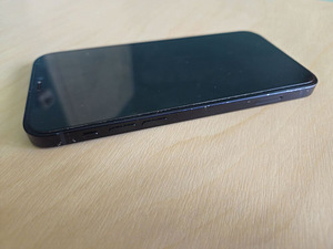 iPhone 12 Black 128GB + ümbrised + laadija (6 foto / 9)