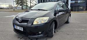 Toyota Auris 2008 (2 foto / 8)