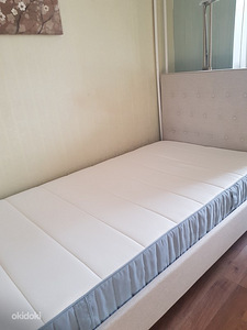 Продам кровать (3 фото из 3)