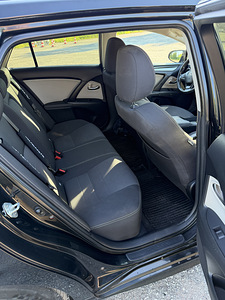 Toyota Avensis 2.0 105kW 2016 (11 foto / 14)